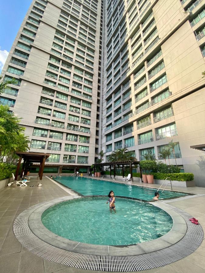 Ortigas 2 Bedroom Corner Unit With 2 Queen Across Shangrila Manila Dış mekan fotoğraf