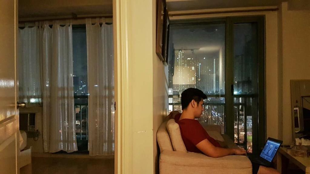 Ortigas 2 Bedroom Corner Unit With 2 Queen Across Shangrila Manila Dış mekan fotoğraf